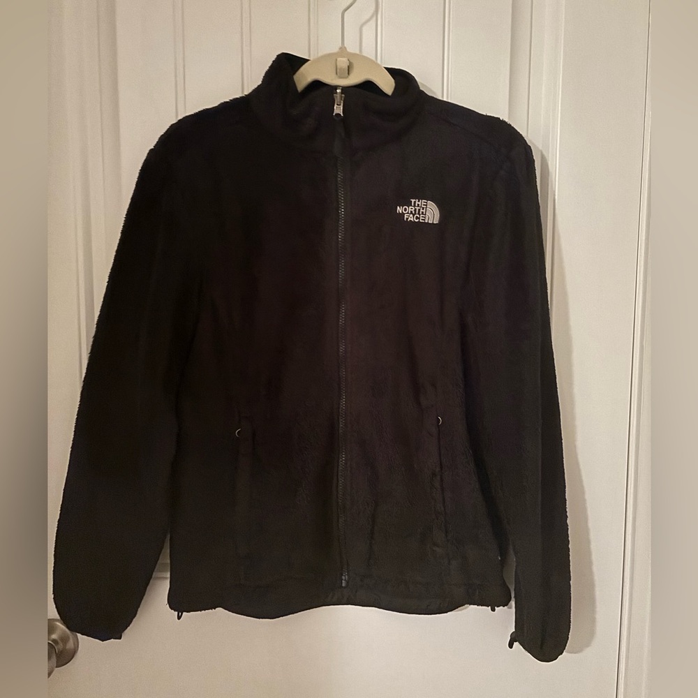 The North Face Women’s Black Fleece